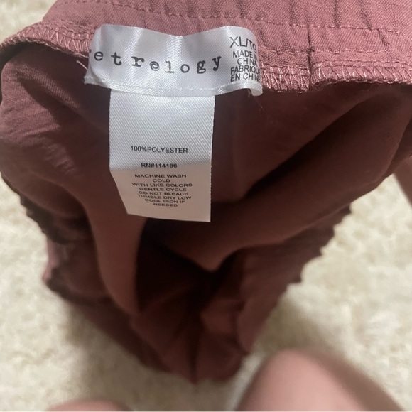 XL athletic shorts NWOT - Picture 2 of 3